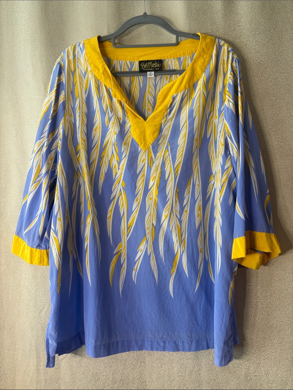Bob Mackie Periwinkle fashionable Tunic with Yellow Trim 100% silk 0266